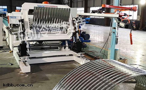 金(jīn)屬波紋涵(hán)管成型設備(bèi) 金(jīn)屬波紋涵(hán)管成型設備(bèi)