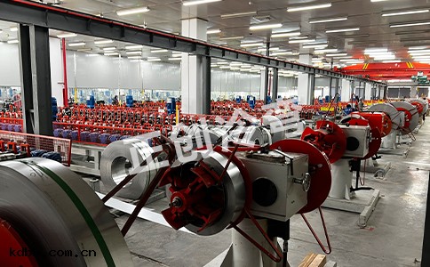 光伏組(zǔ)件鋼邊框壓型設(shè)備 光伏組(zǔ)件鋼邊框壓型設(shè)備